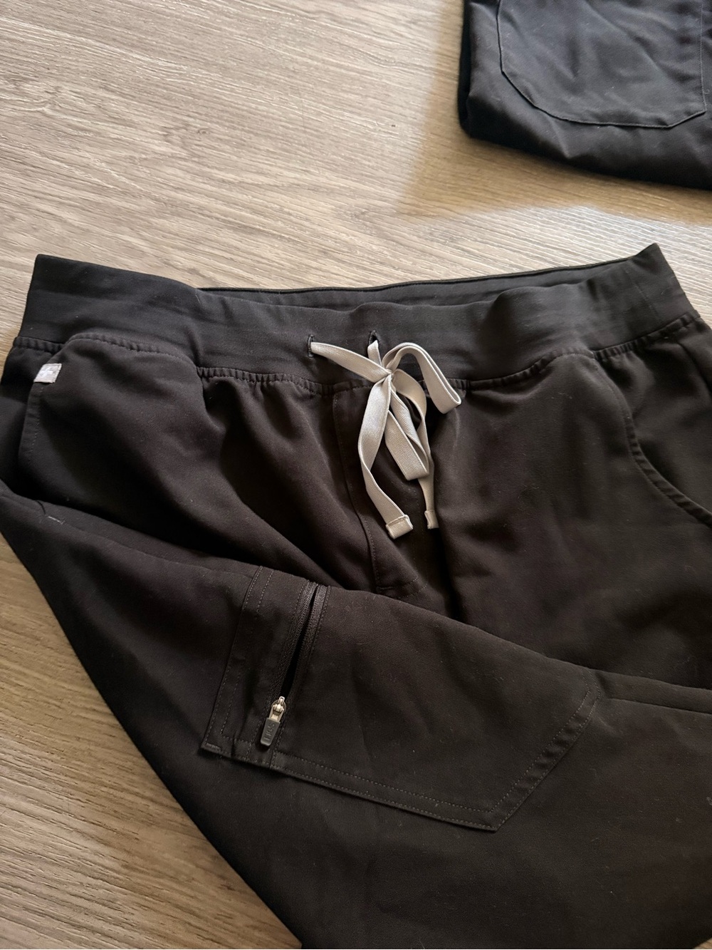 Figs Kids Black Jogger Sweatpants with Drawstring - Picture 6 of 9